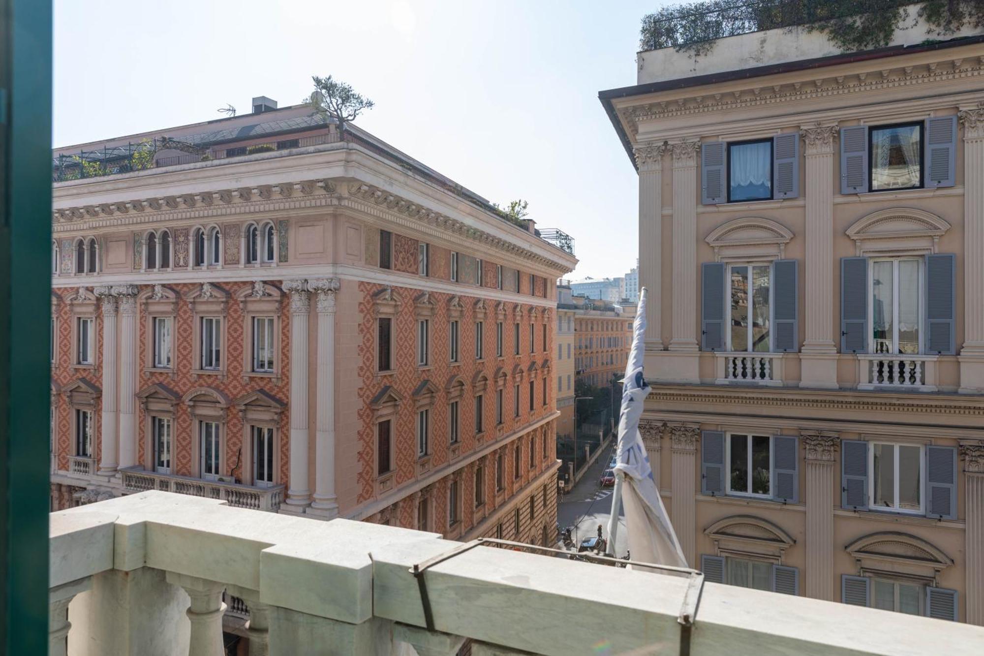 Olympia Hotel Genoa Bagian luar foto