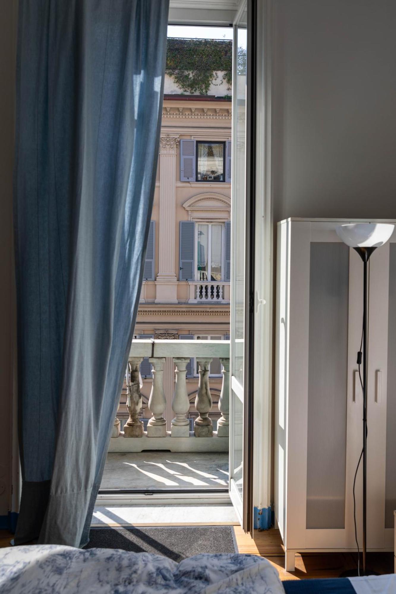 Olympia Hotel Genoa Bagian luar foto