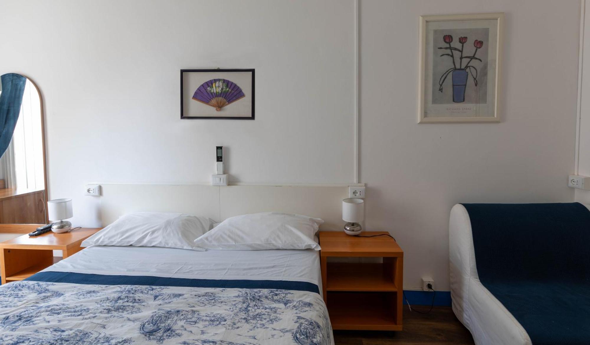 Olympia Hotel Genoa Bagian luar foto