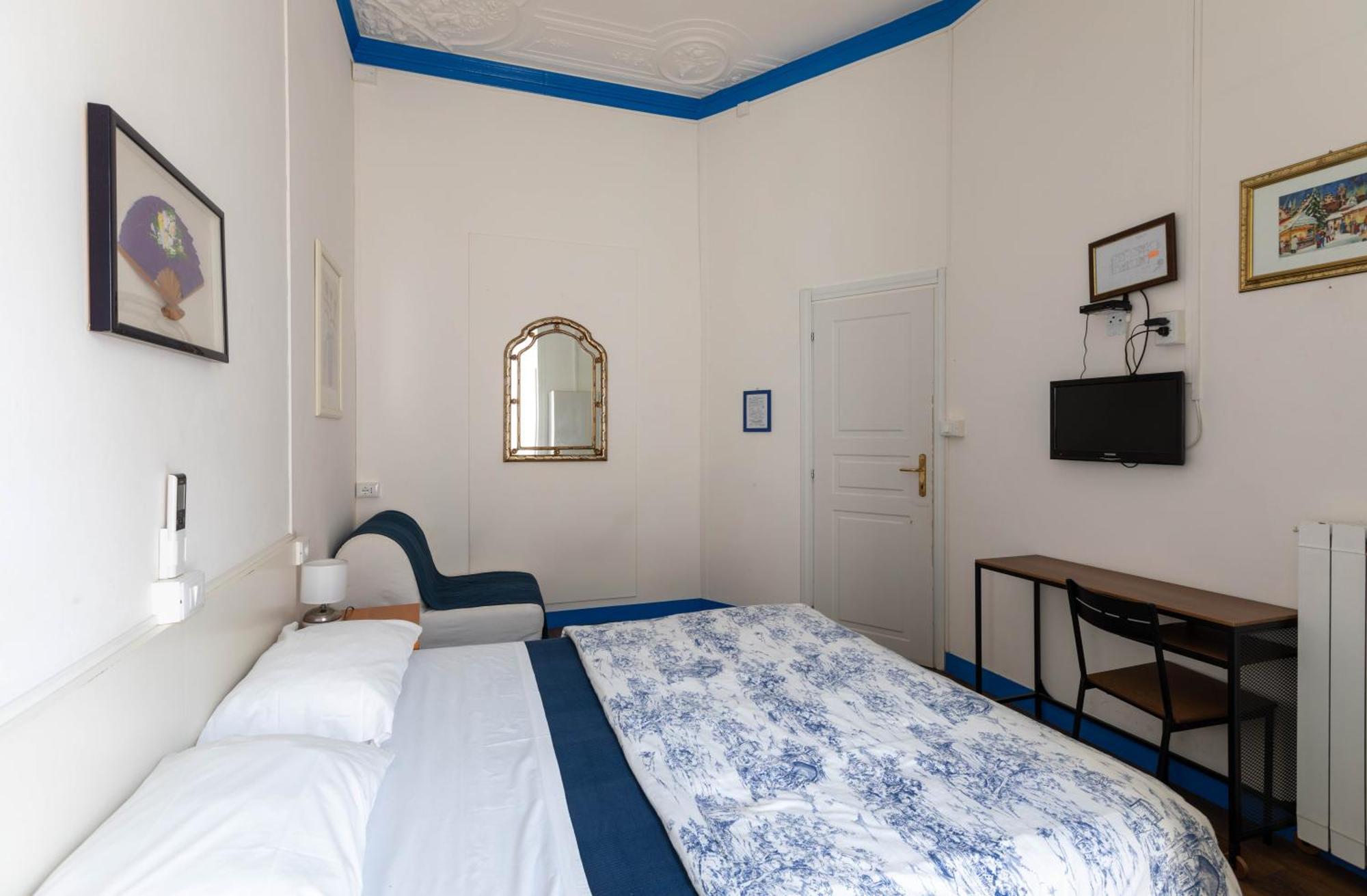Olympia Hotel Genoa Bagian luar foto