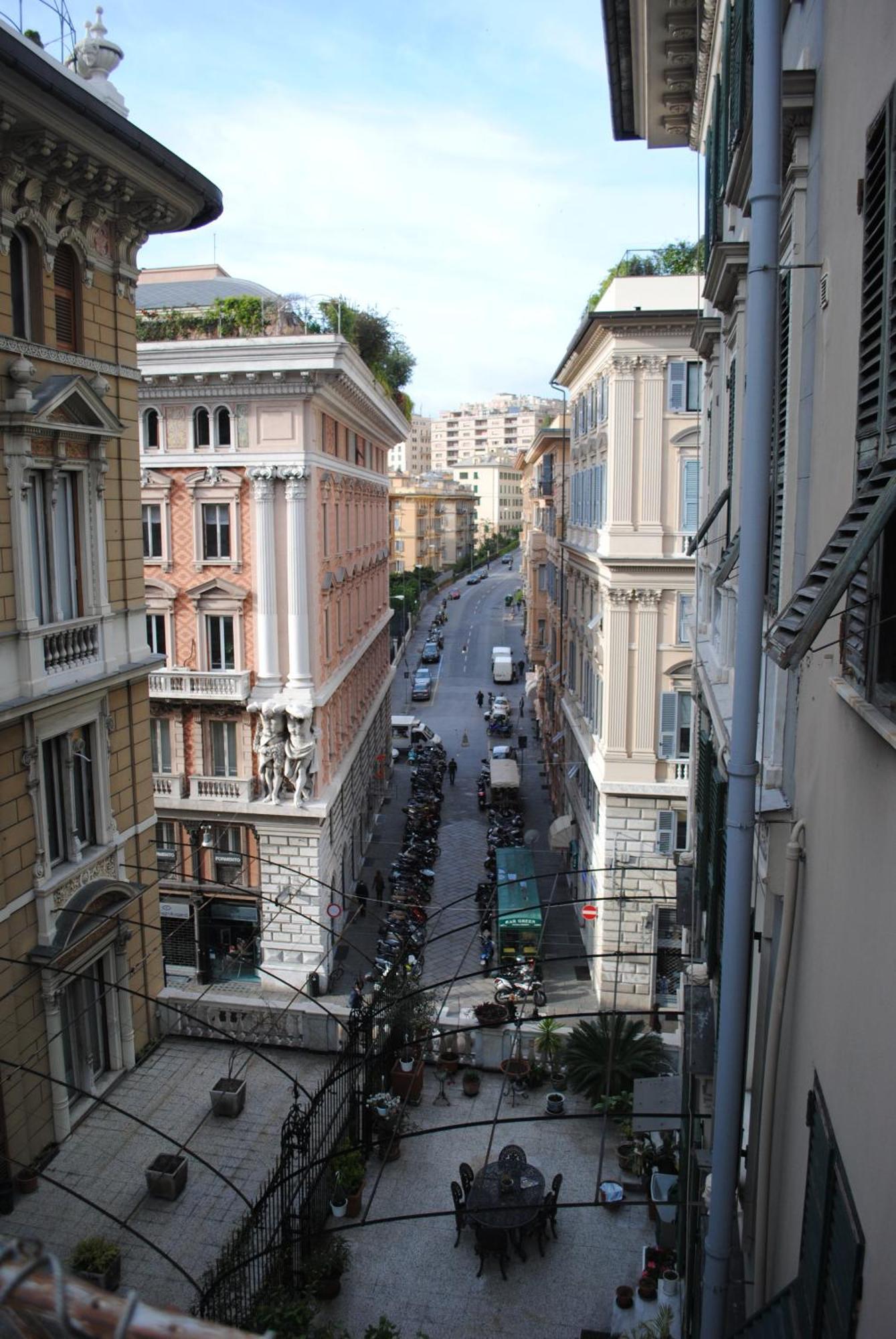 Olympia Hotel Genoa Bagian luar foto